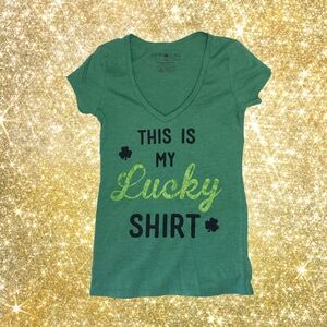 Green Clover This Is My Lucky Shirt Graphic Tee Tshirt Irish St Paddy's Small